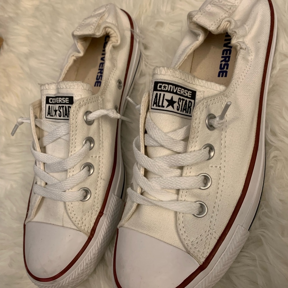Like new white converse